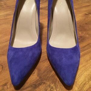 Calvin Klein Blue. Suede. Heels! 💙💙💙
